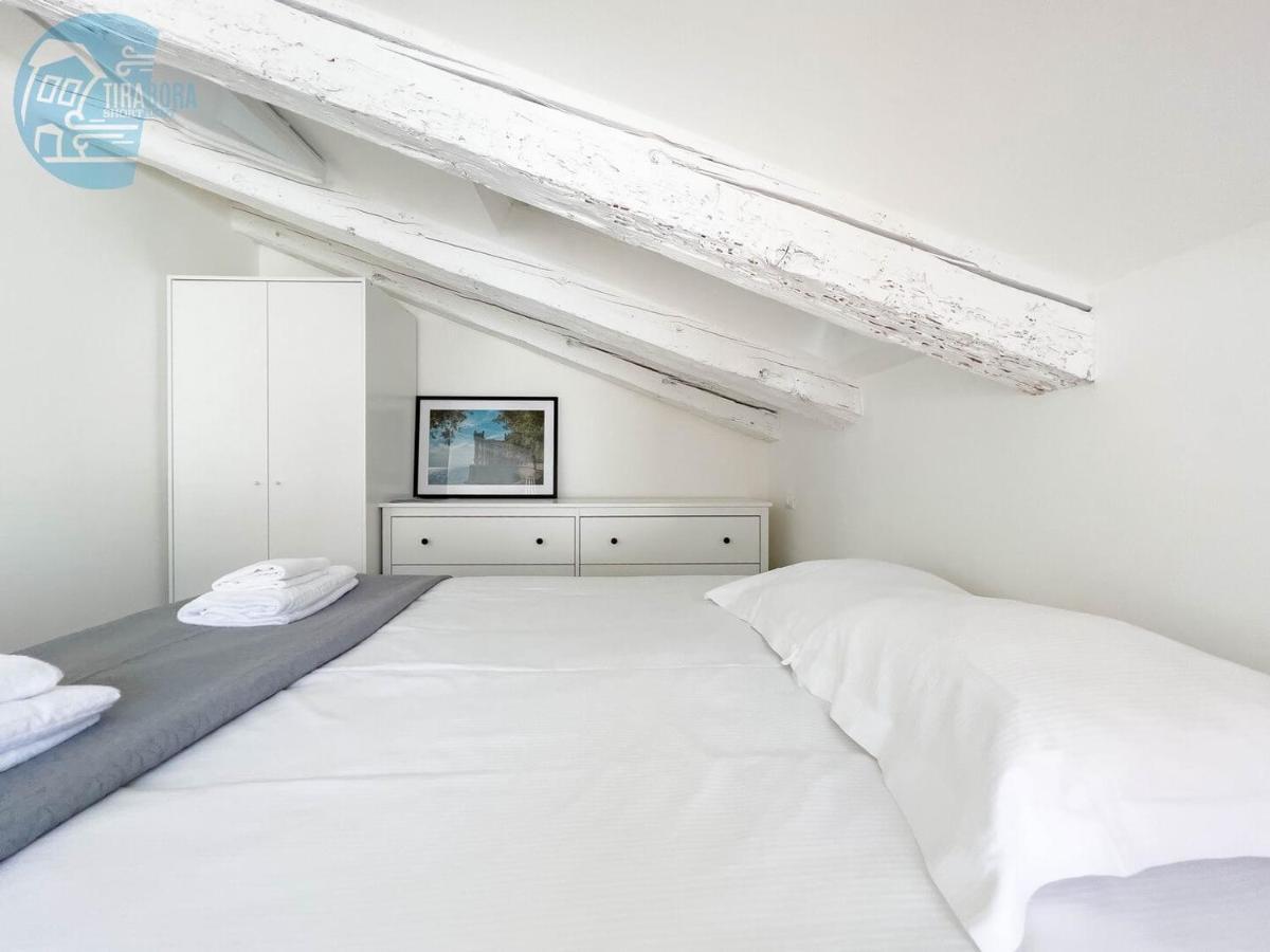 Ferienwohnung Corridoni 4C Tirabora Short Rent Triest Exterior foto