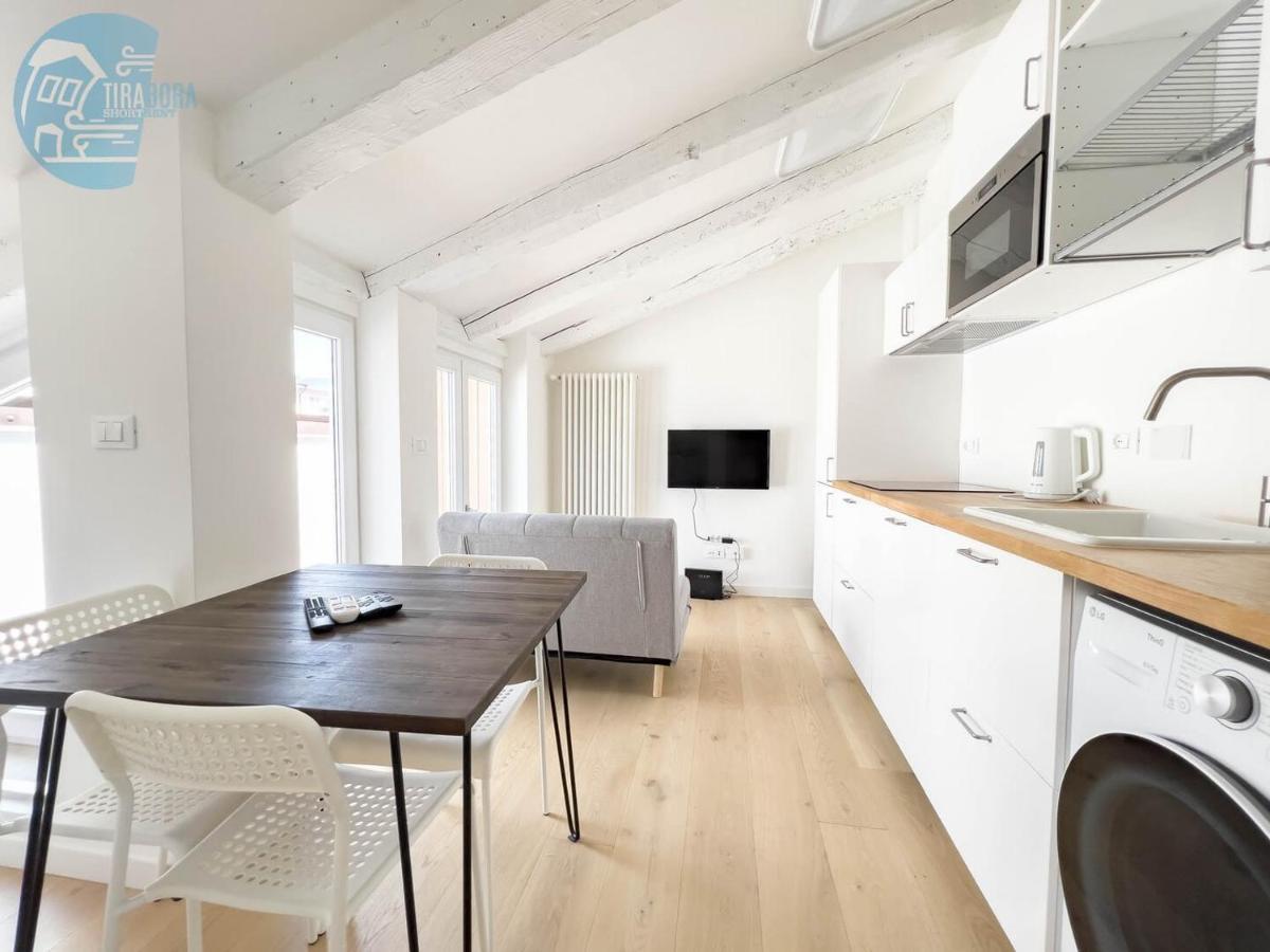 Ferienwohnung Corridoni 4C Tirabora Short Rent Triest Exterior foto